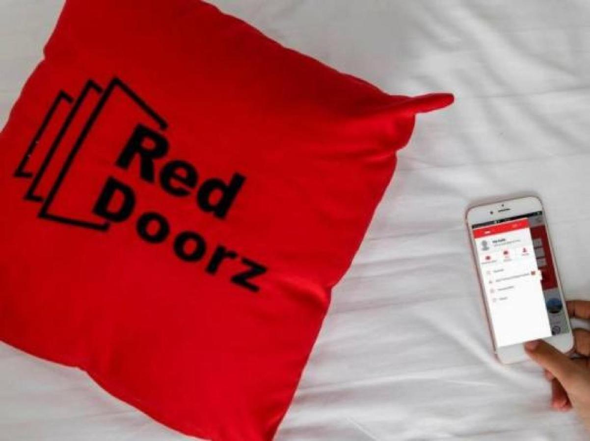 Wisma tamu Reddoorz Syariah Near Rs Pirngadi